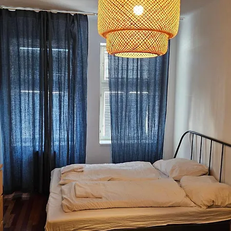 Zizkov Apartman *