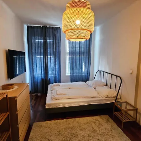 Zizkov Apartman *